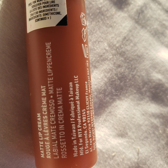 NYX Smooth Whip Matte Lip Cream, Moisturizing, Liquid Lipstick - Pancake Stacks - Picture 4 of 7